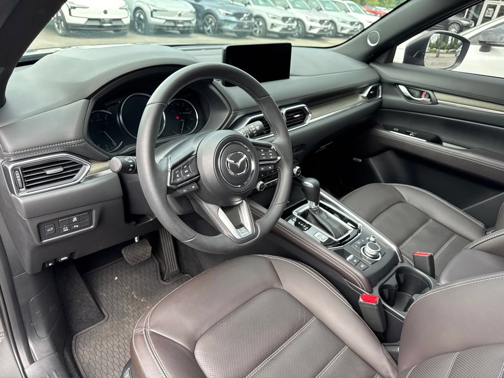 Used 2025 MAZDA CX-5 Signature AWD/4WD image 12