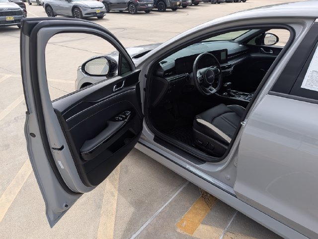 Used 2026 Kia K5 GT-Line FWD image 32