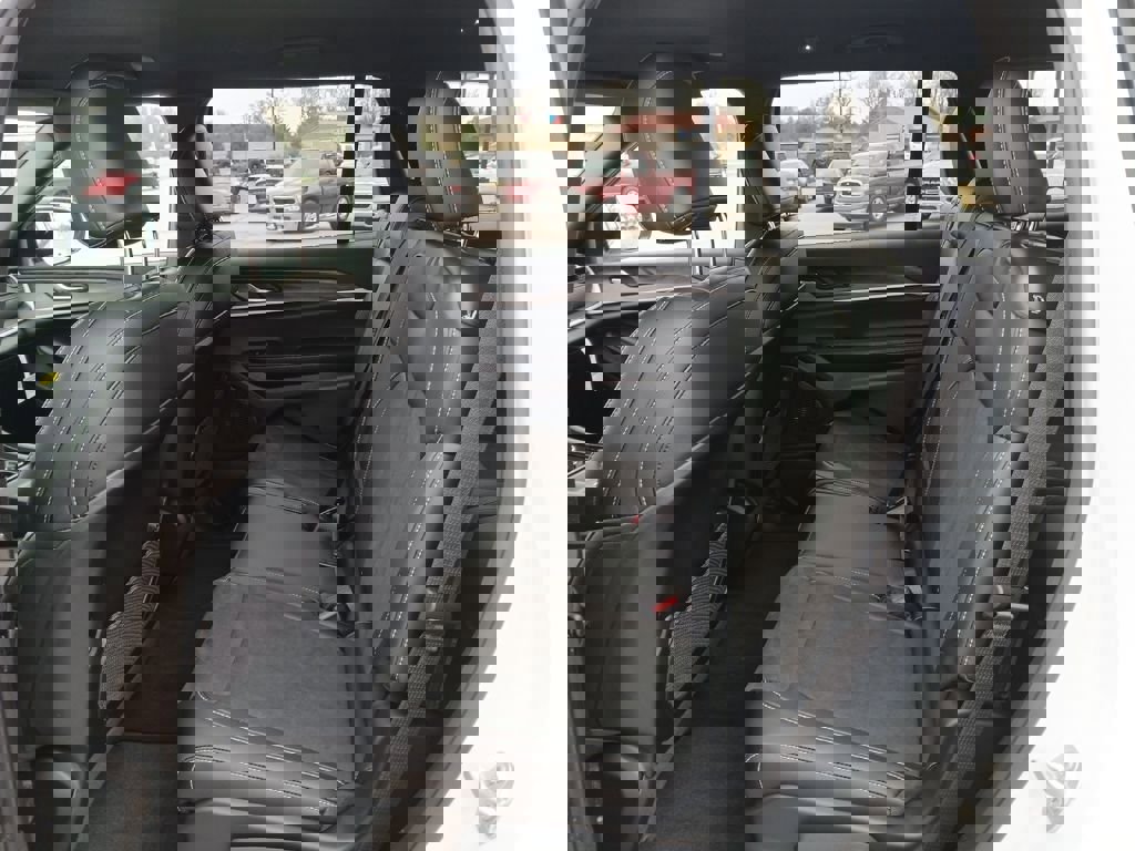 New 2026 Jeep Grand Cherokee L Laredo image 32