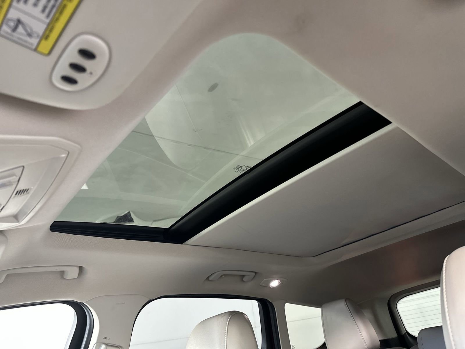 Used 2017 Ford Escape Titanium image 22