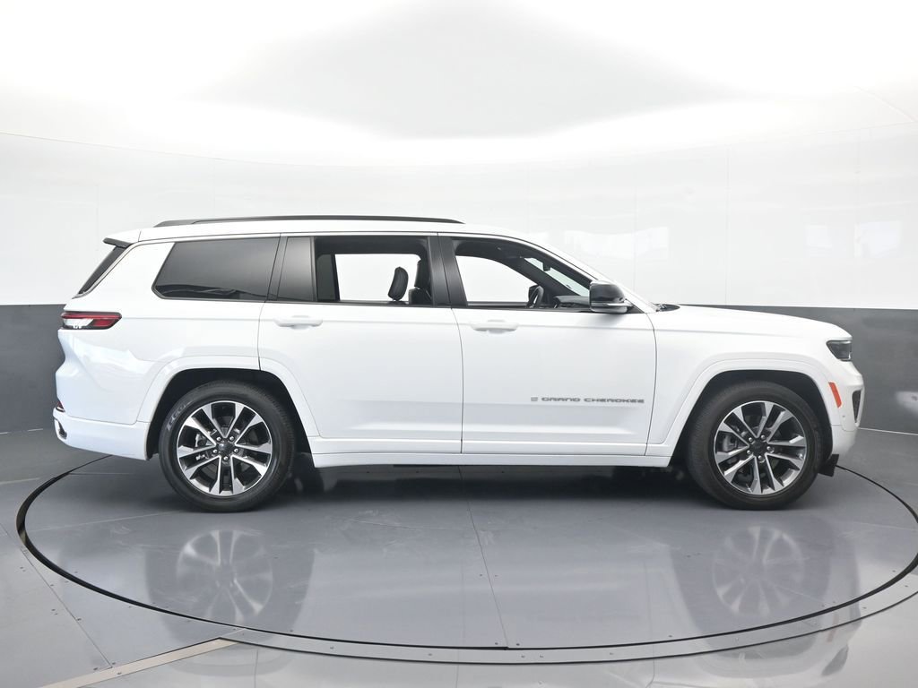Used 2024 Jeep Grand Cherokee L Overland image 7