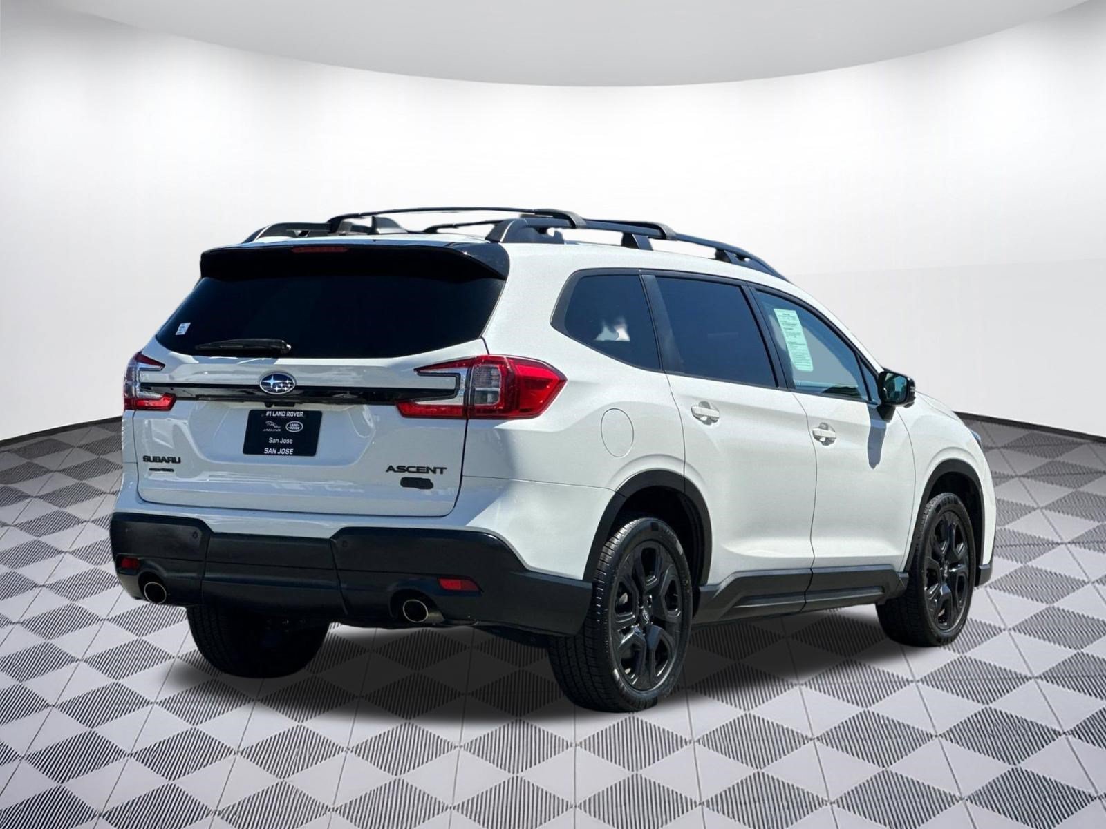 Used 2023 Subaru Ascent Onyx Edition Limited AWD/4WD image 9