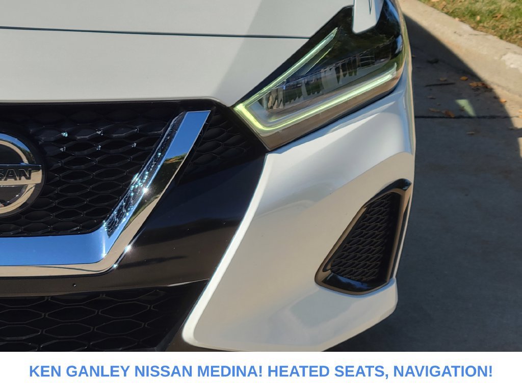 Used 2019 Nissan Maxima 3.5 SV w/ Floor Mat Group FWD image 10