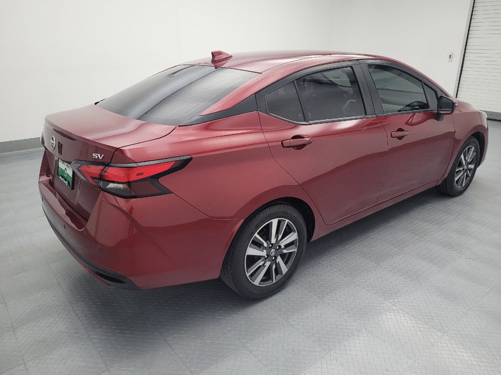 Used 2021 Nissan Versa SV FWD image 10