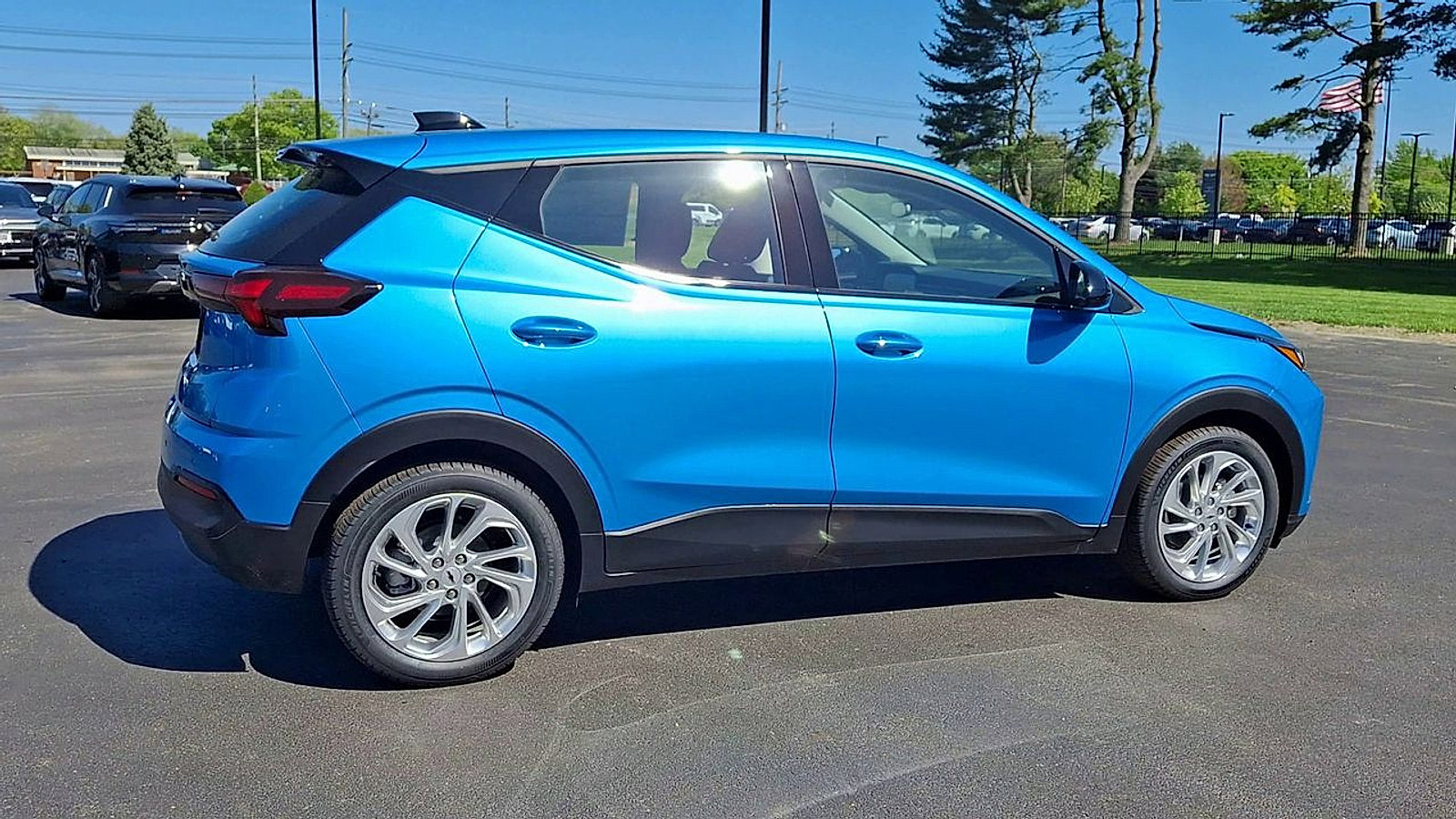 New 2027 Chevrolet Bolt LT FWD image 3