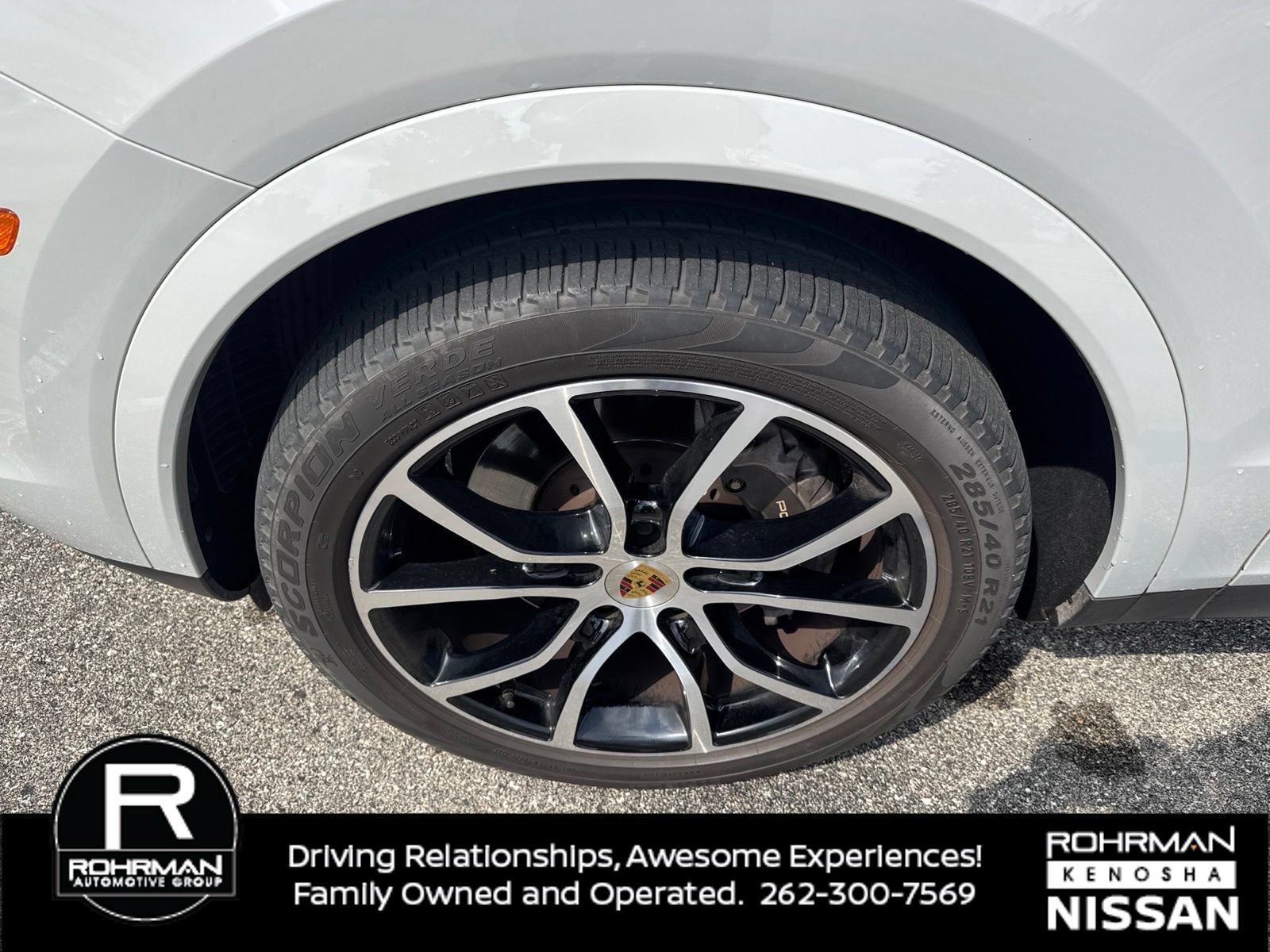 Used 2022 Porsche Cayenne Platinum Edition AWD/4WD image 10