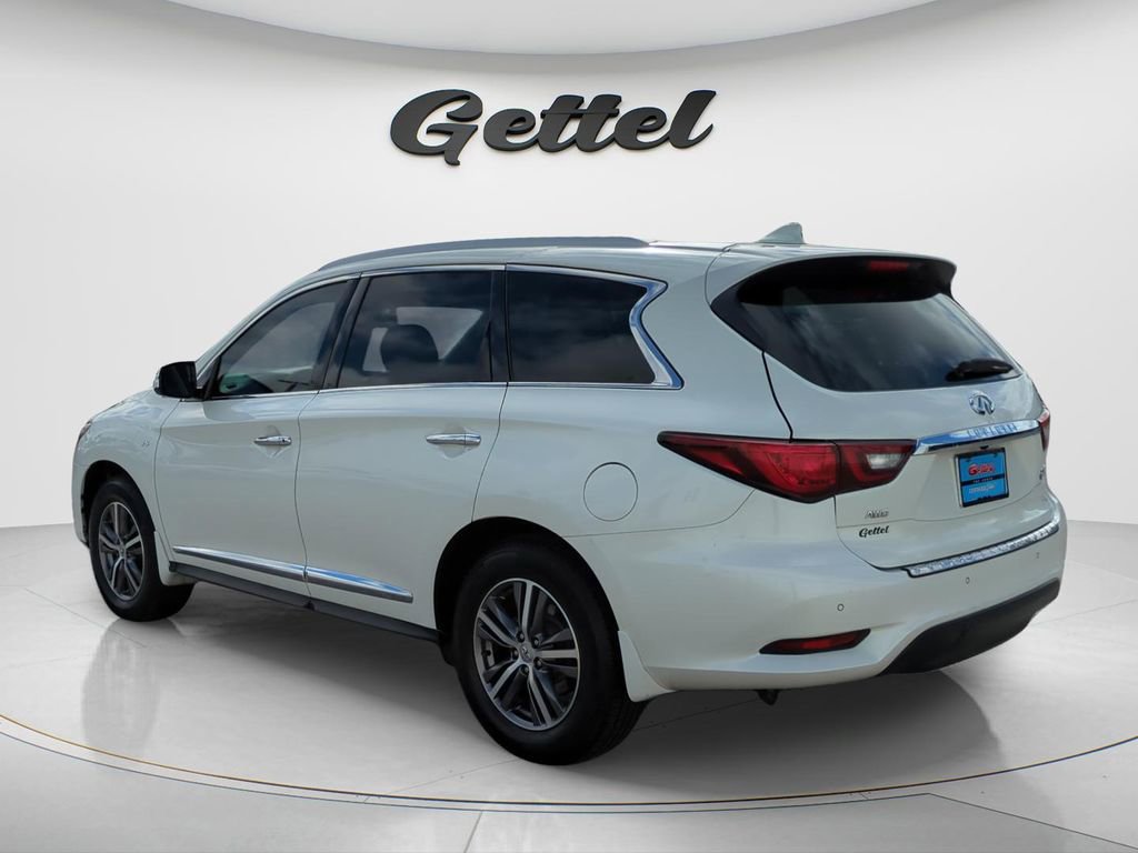 Used 2020 INFINITI QX60 Luxe w/ Essential Package image 16