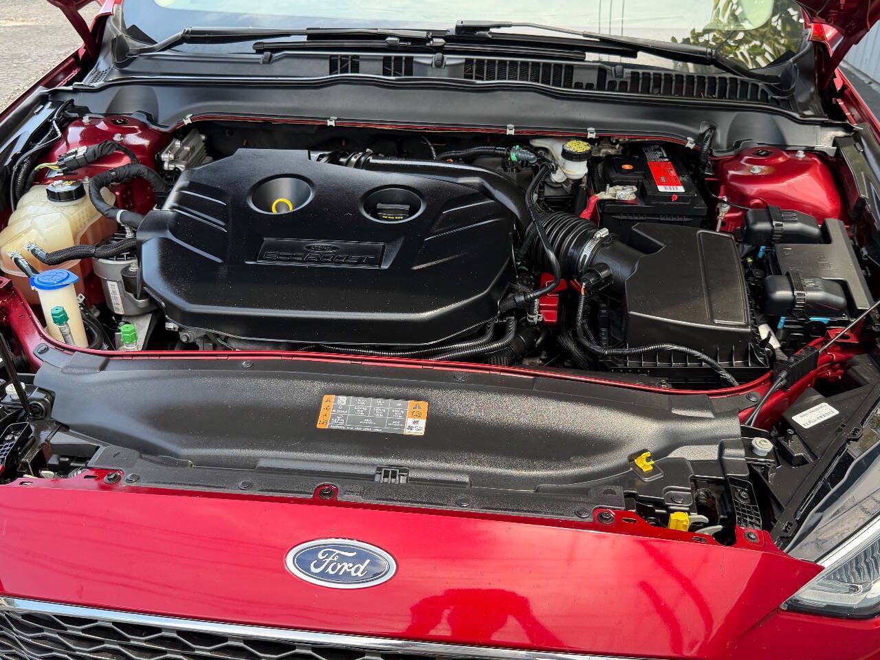 Used 2017 Ford Fusion Platinum FWD image 18