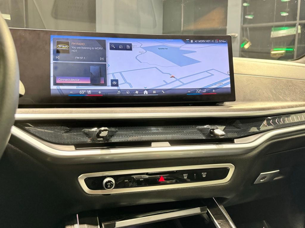 Certified 2024 BMW X7 xDrive40i w/ Executive Package image 8