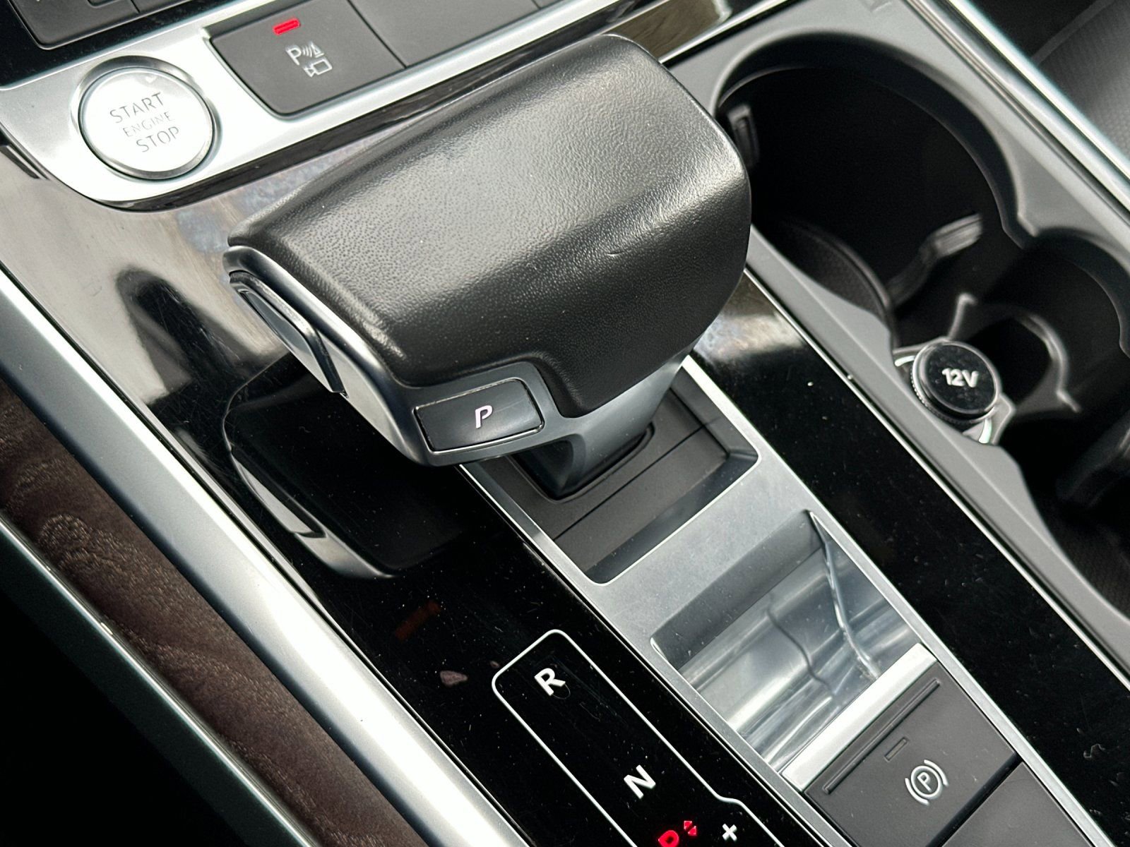 Used 2019 Audi Q8 Premium Plus w/ Premium Plus image 26