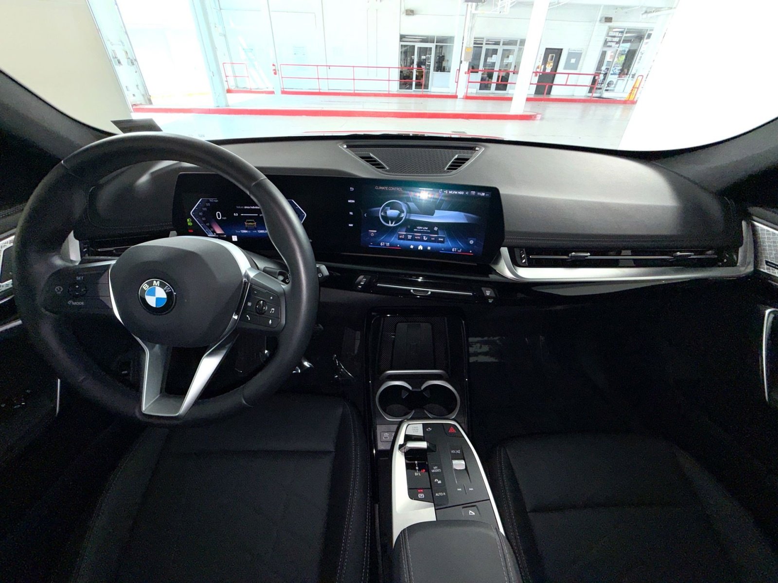 Used 2025 BMW X1 xDrive28i w/ Convenience Package AWD/4WD image 23