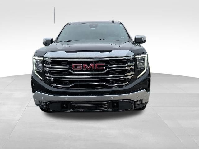Used 2022 GMC Sierra 1500 SLT AWD/4WD image 8