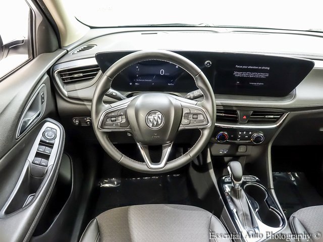 Used 2025 Buick Encore GX Preferred image 2