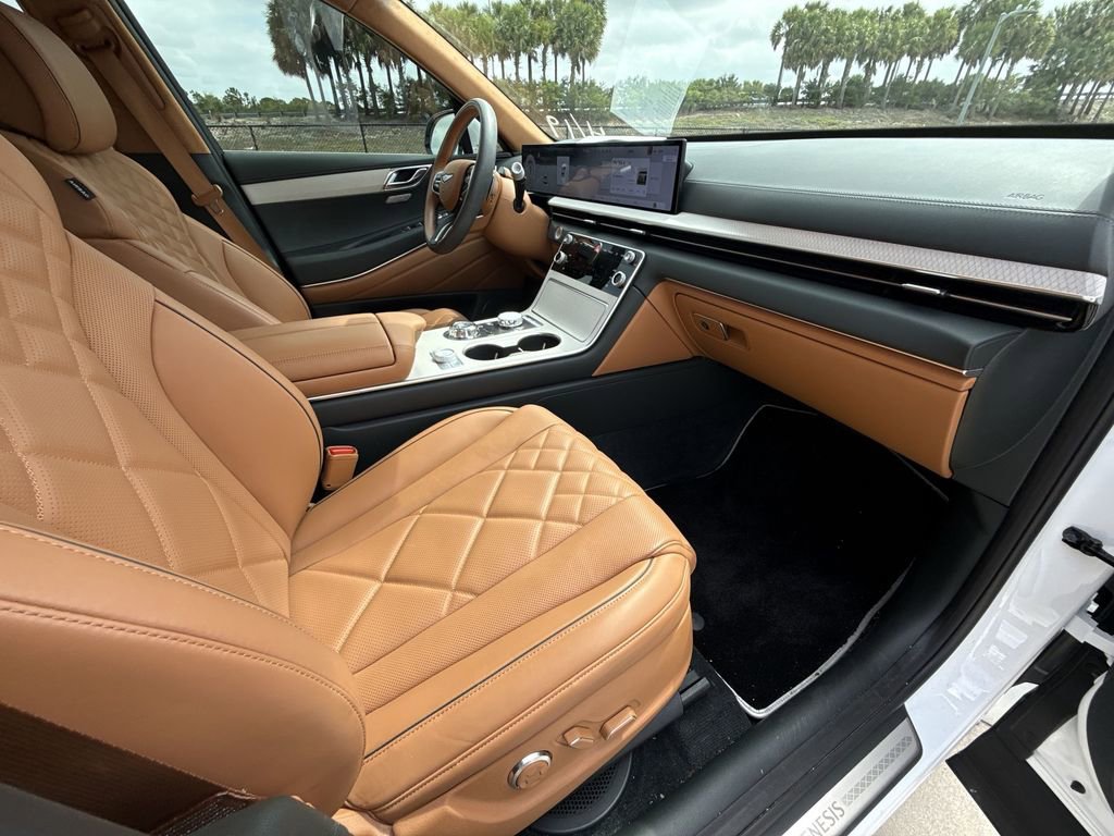 Used 2025 Genesis GV80 3.5T Prestige image 15