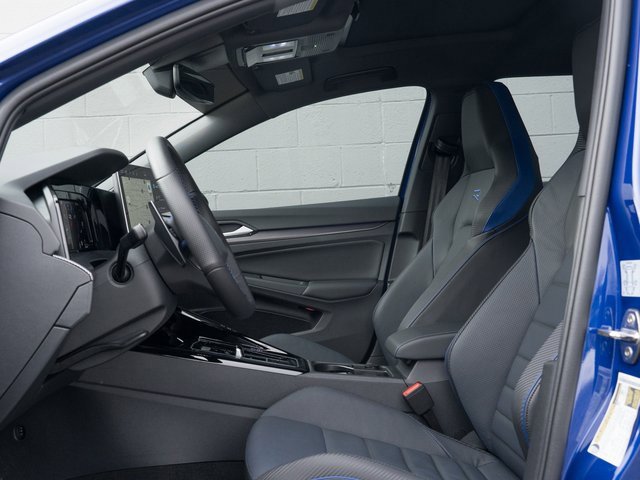 Certified 2025 Volkswagen Golf image 17