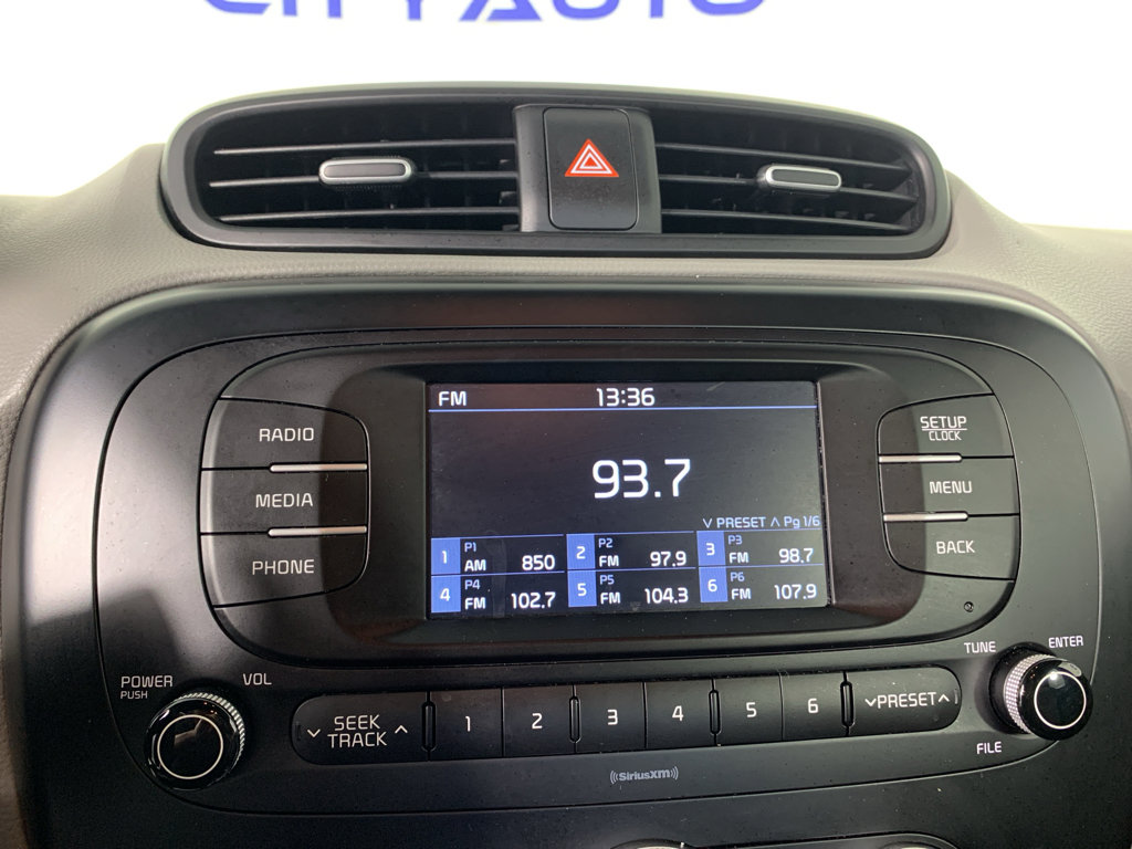 Used 2018 Kia Soul image 27