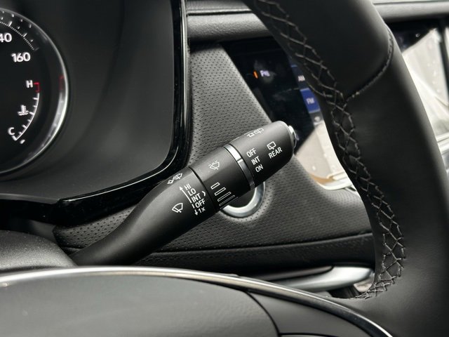 New 2025 Cadillac XT5 Luxury w/ LPO, Floor Liner Package image 24