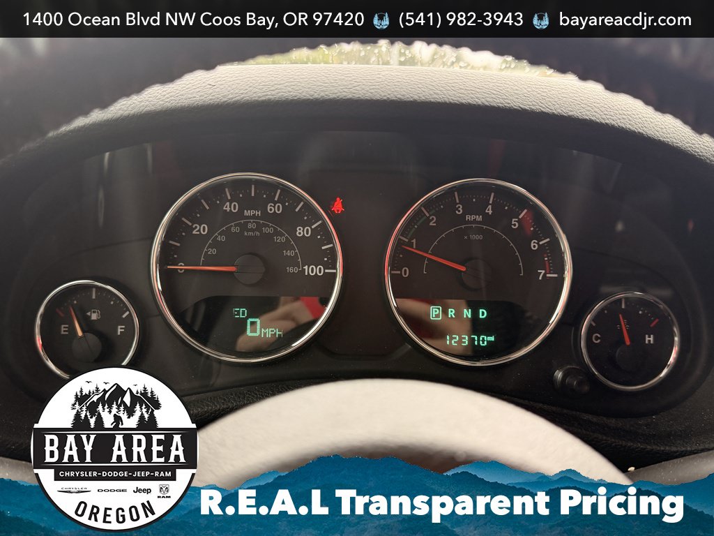 Used 2017 Jeep Wrangler Unlimited Rubicon w/ Connectivity Group AWD/4WD image 9