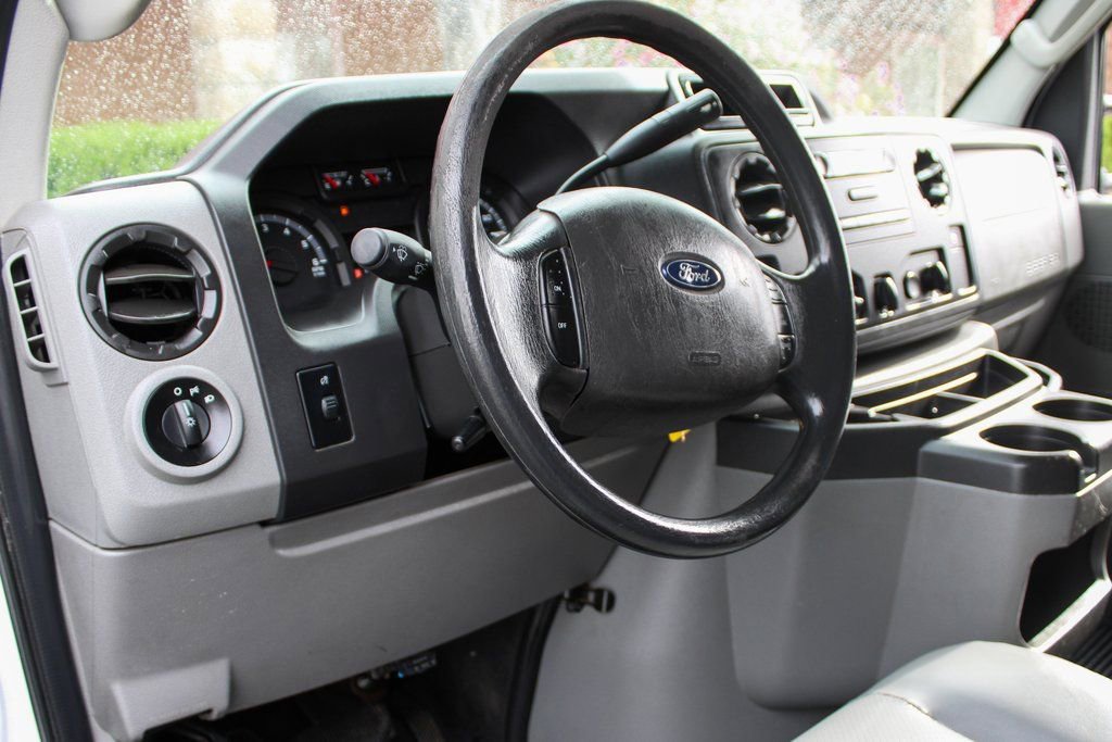Used 2014 Ford E-350 and Econoline 350 Super Duty w/ Power Windows & Locks Group image 19