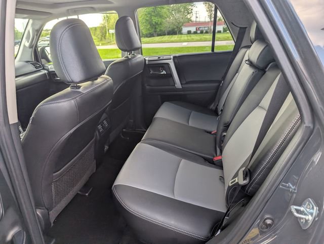 Used 2024 Toyota 4Runner SR5 Premium w/ Moonroof Package AWD/4WD image 11