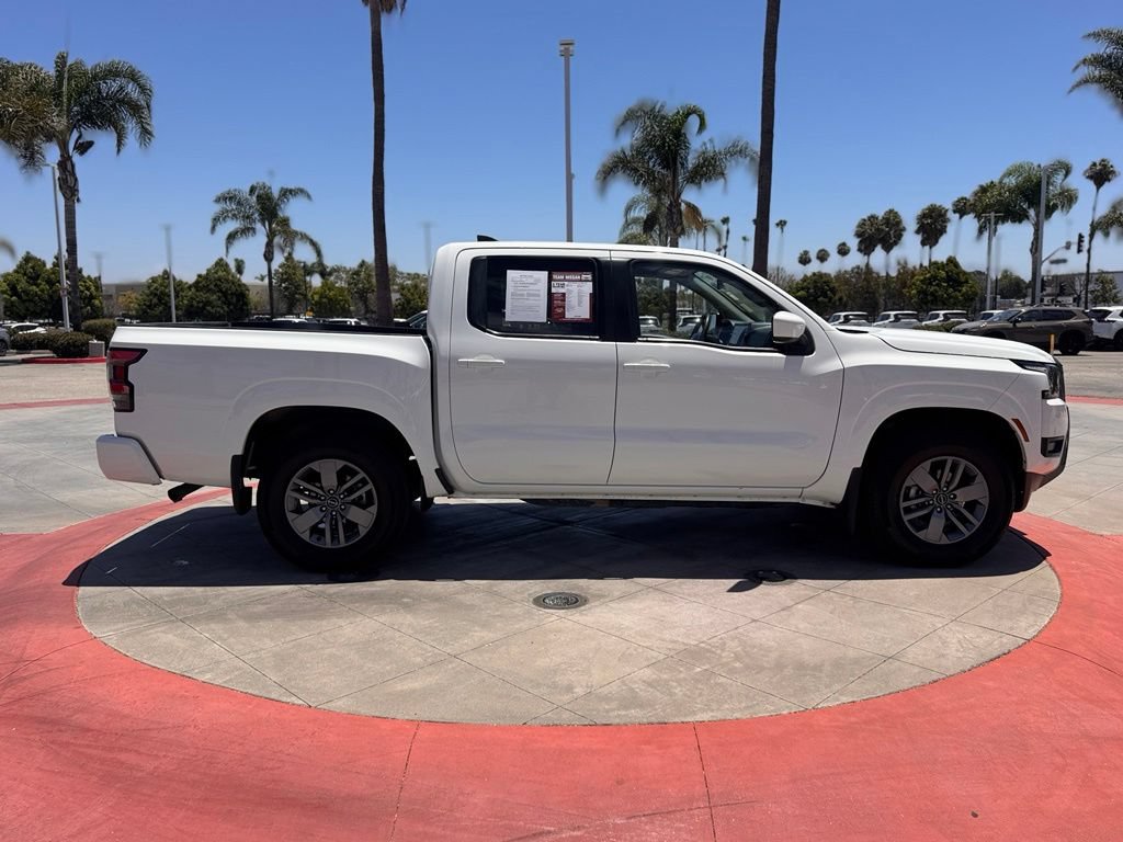 Certified 2025 Nissan Frontier SV RWD image 9