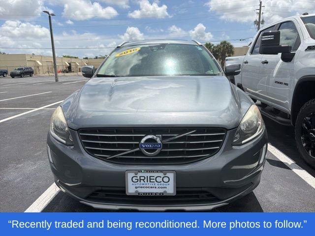 Used 2016 Volvo XC60 T6 w/ Proximity Package AWD/4WD image 1