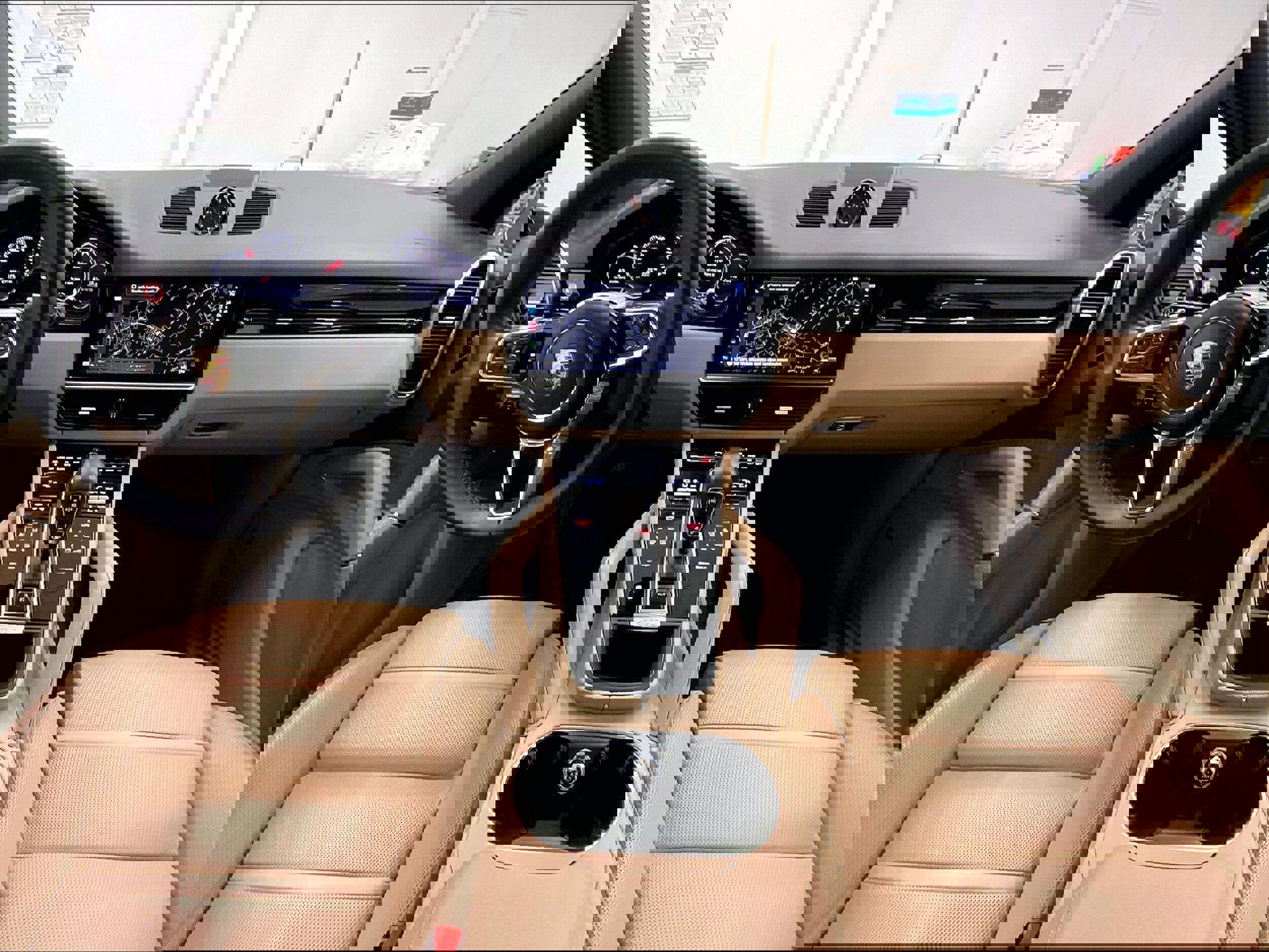 Used 2023 Porsche Cayenne Platinum Edition image 14