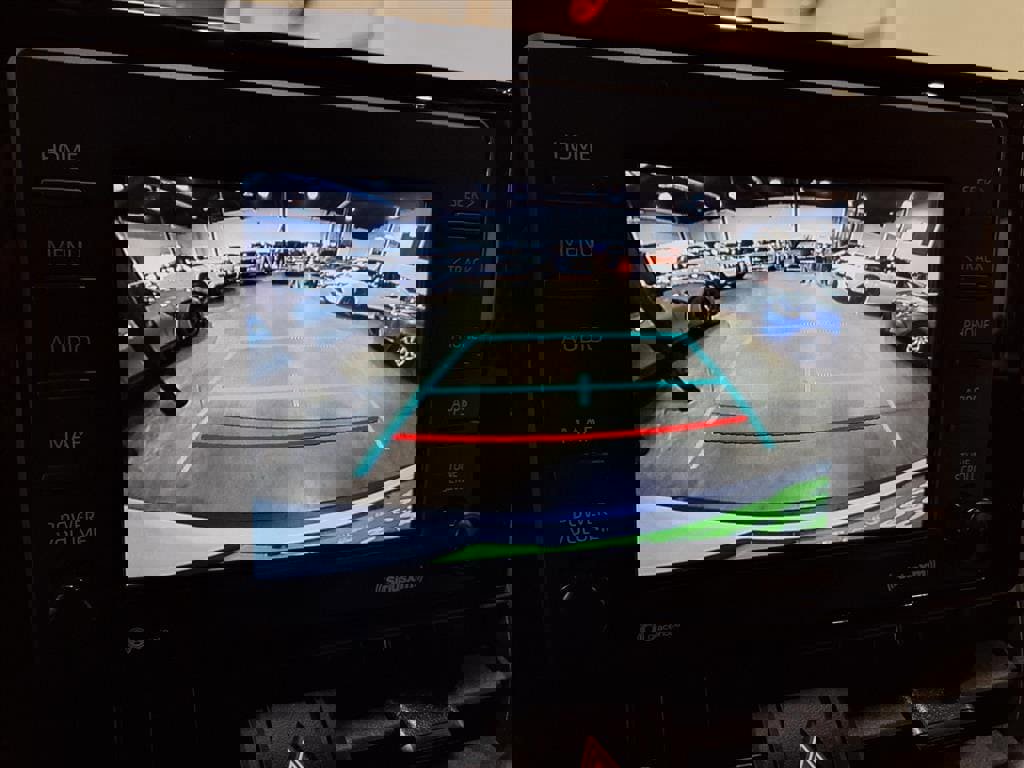 Used 2022 Toyota RAV4 XLE image 11