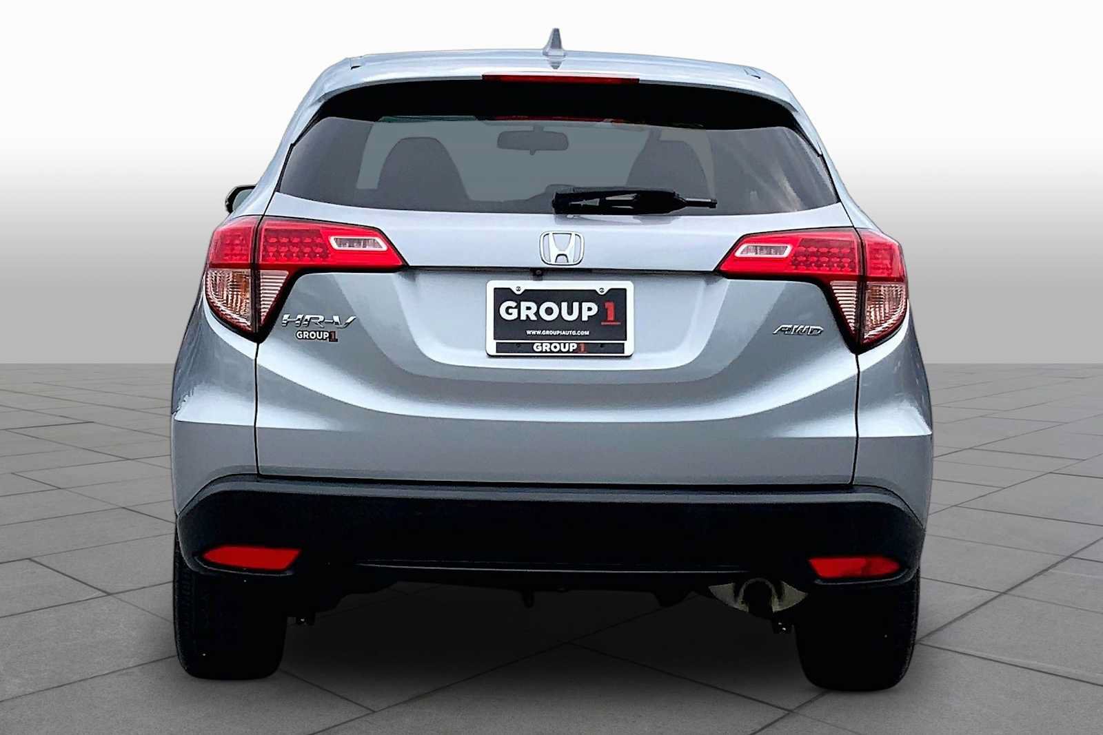 Used 2017 Honda HR-V EX image 5