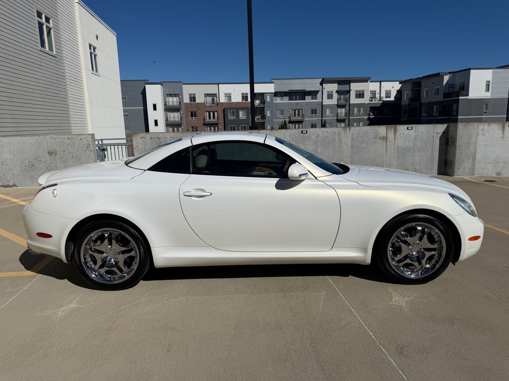 Used 2004 Lexus SC 430 Convertible w/ Preferred Accessory Pkg RWD image 26