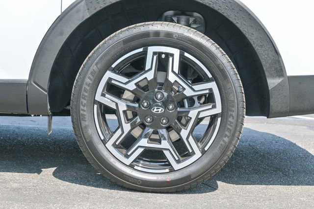 New 2025 Hyundai Santa Cruz Limited AWD/4WD image 9