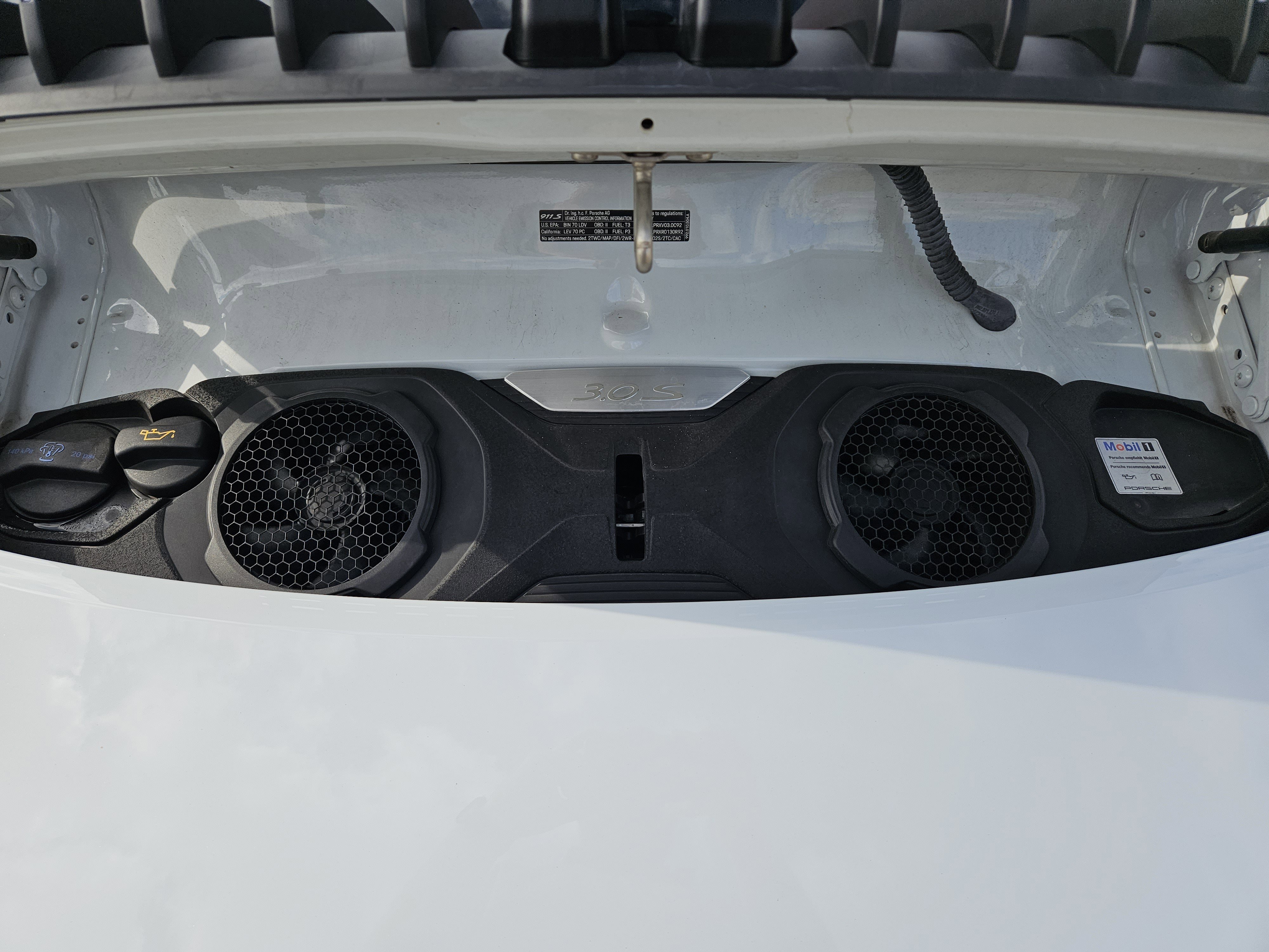 Certified 2020 Porsche 911 Carrera 4S image 31