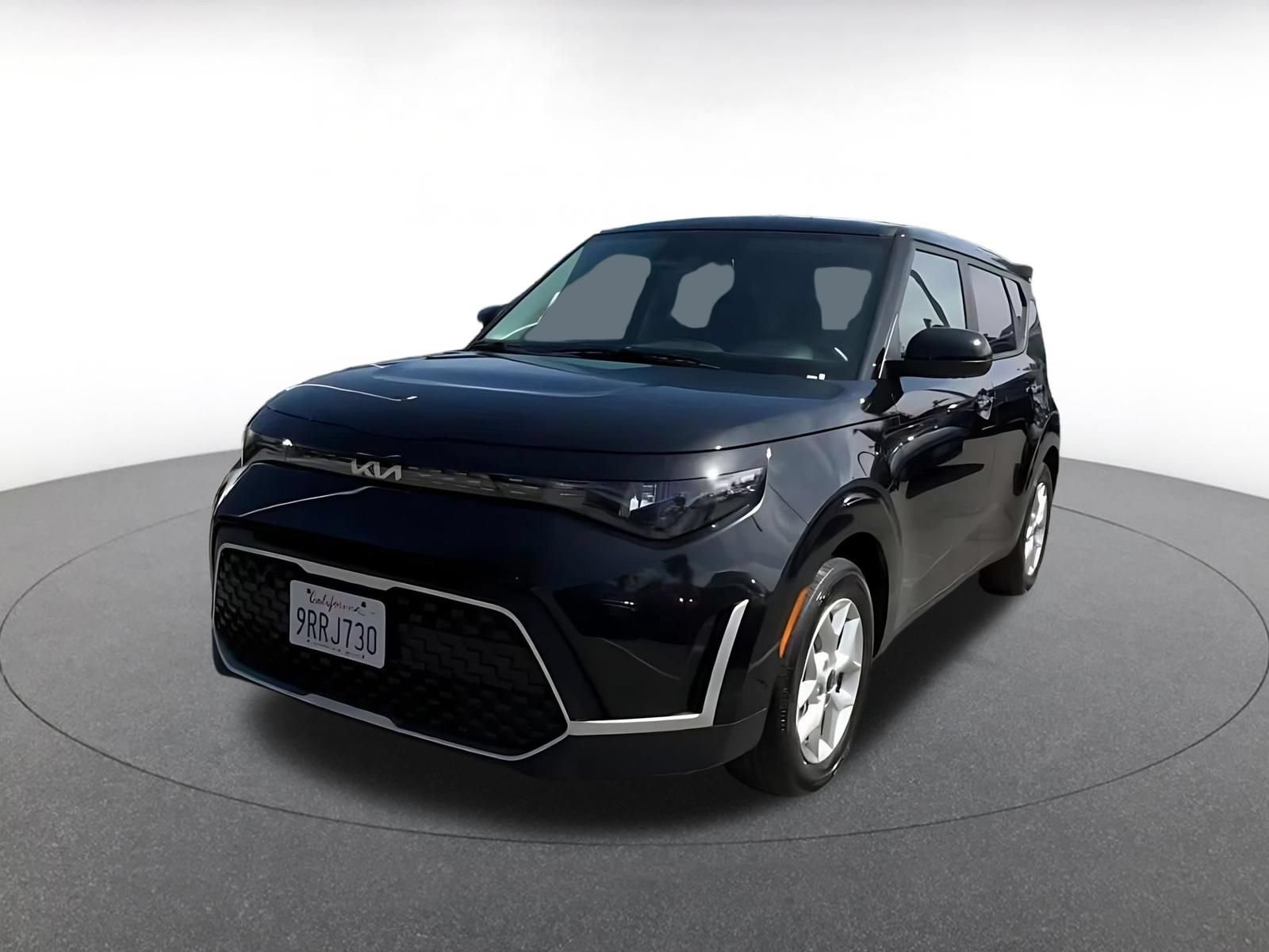 Used 2025 Kia Soul LX w/ LX Technology Package FWD image 7