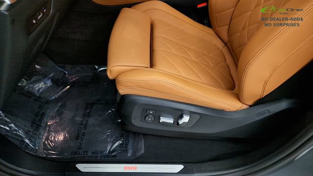Used 2025 BMW X5 sDrive40i w/ Parking Assistance Package RWD image 49