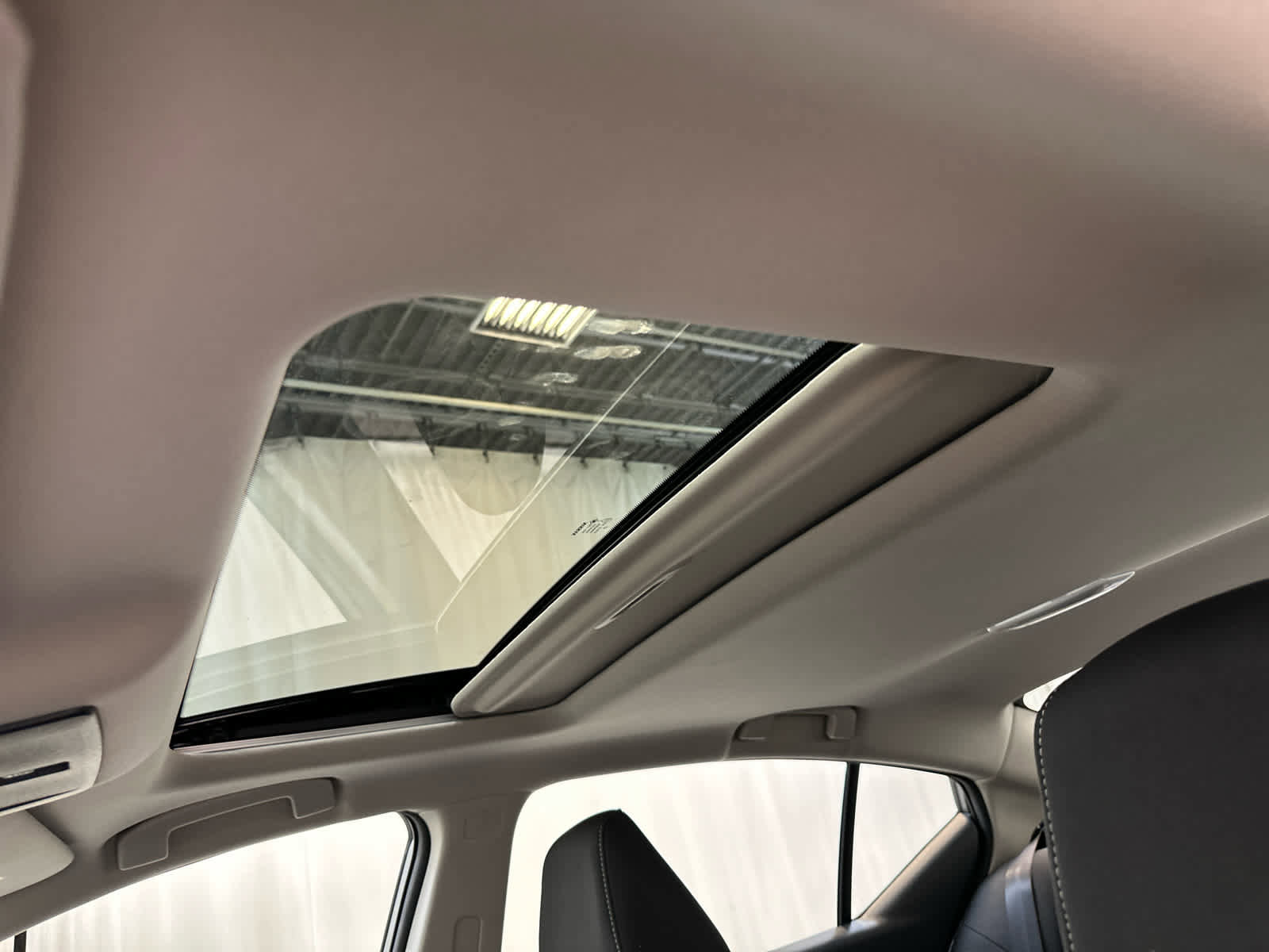 New 2025 Nissan Altima 2.5 SV AWD/4WD image 5