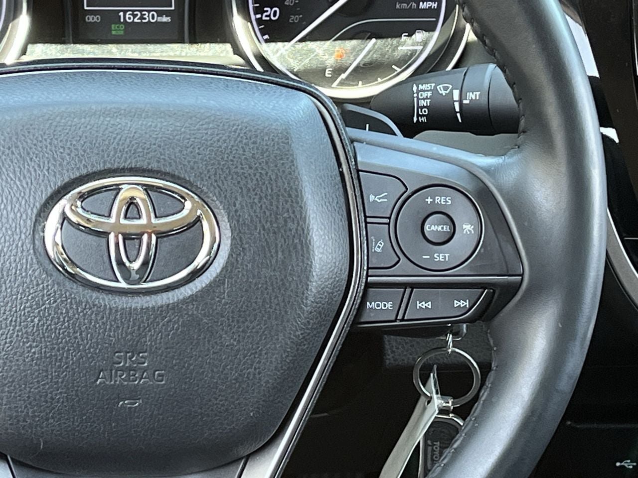 Used 2024 Toyota Camry SE FWD image 14