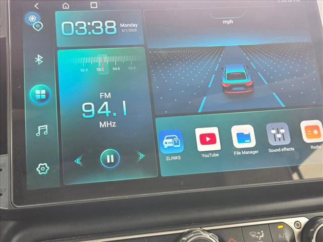 Used 2020 Jeep Gladiator Sport w/ Quick Order Package 24S AWD/4WD image 12