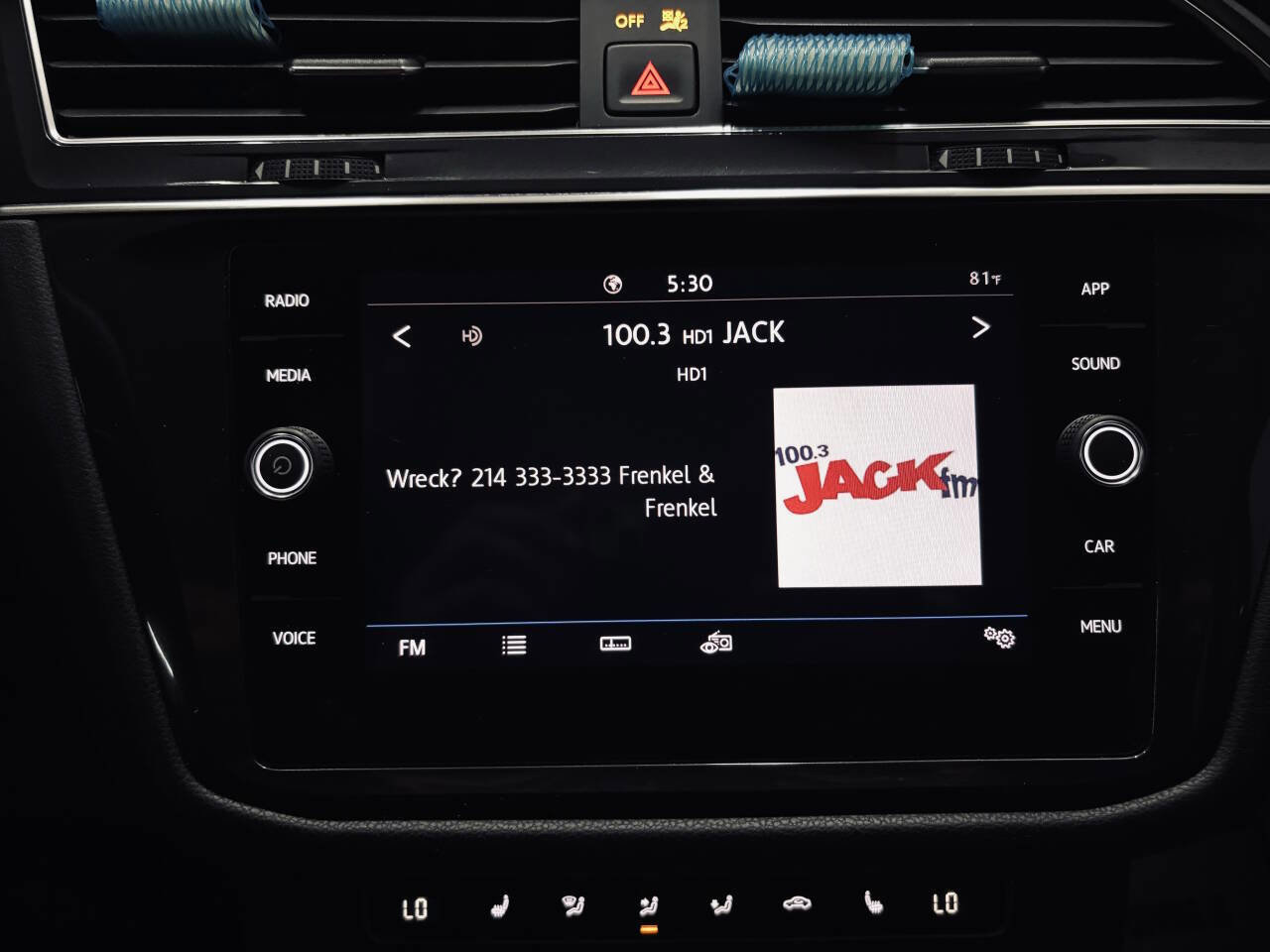 Used 2020 Volkswagen Tiguan SE image 28