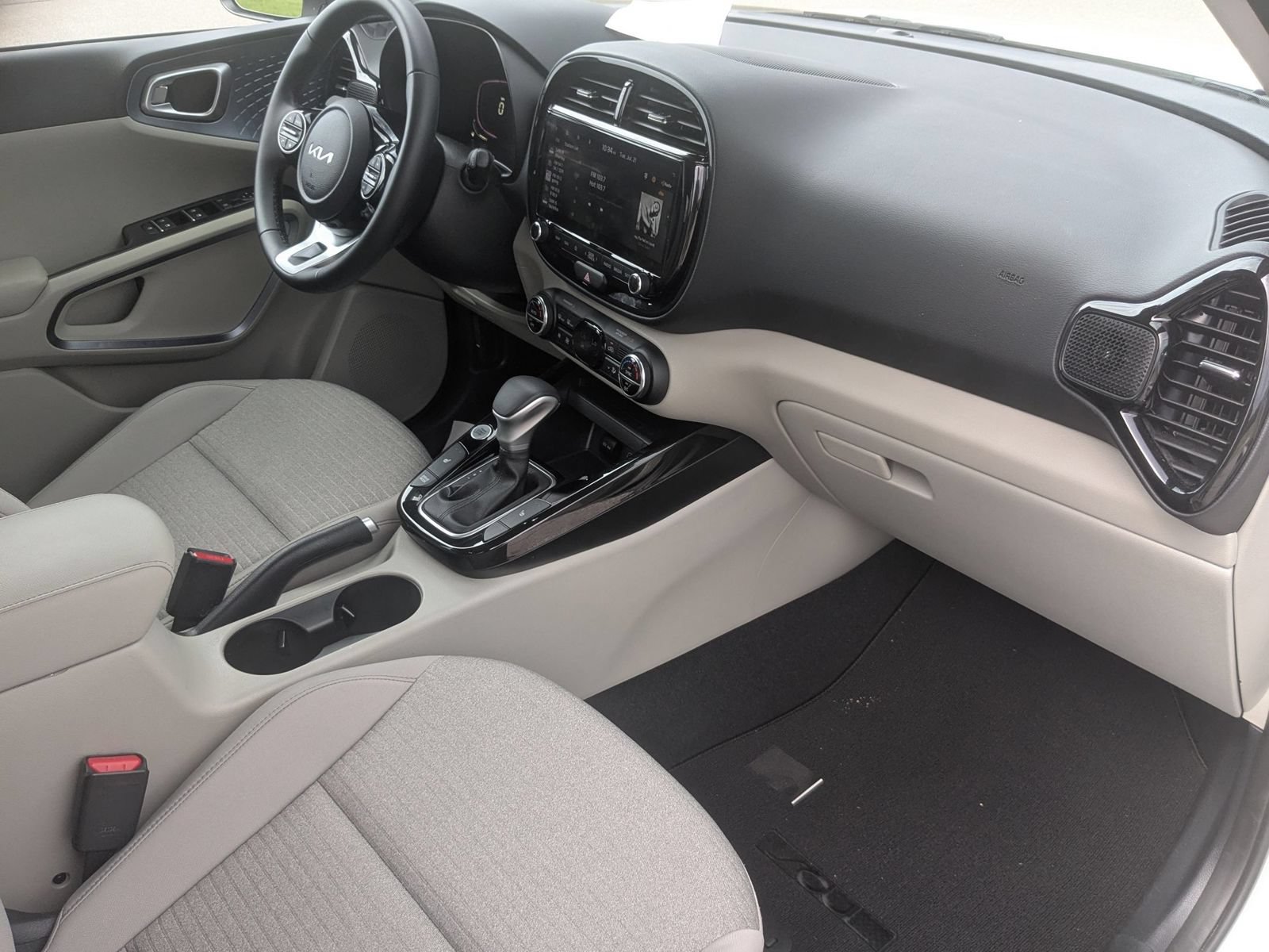Used 2025 Kia Soul EX FWD image 36