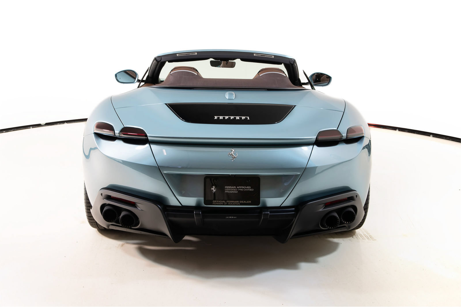 Certified 2025 Ferrari Roma Spider RWD image 11