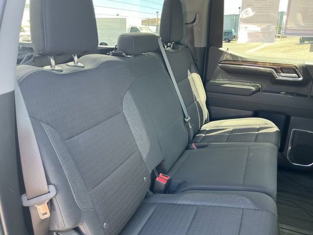 Used 2023 Chevrolet Silverado 1500 LT AWD/4WD image 25