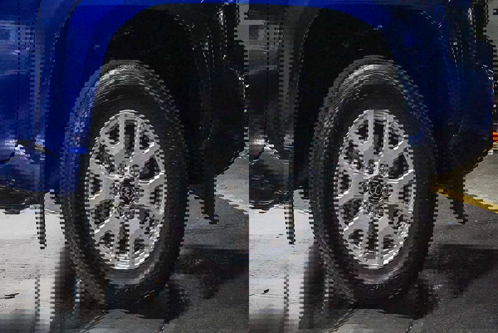 Certified 2024 Toyota Tacoma SR5 image 7