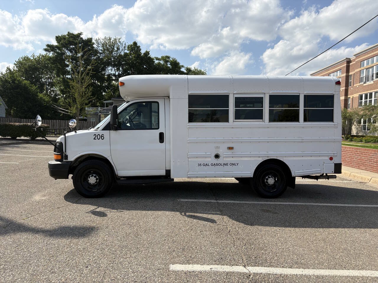 Used 2006 Chevrolet Express 3500 w/ School Bus Package RWD image 3