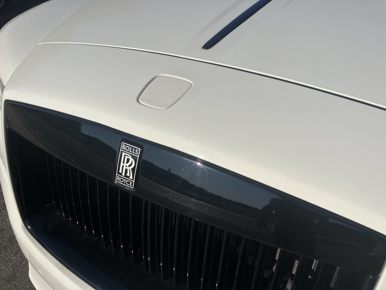 Used 2018 Rolls-Royce Dawn RWD image 38