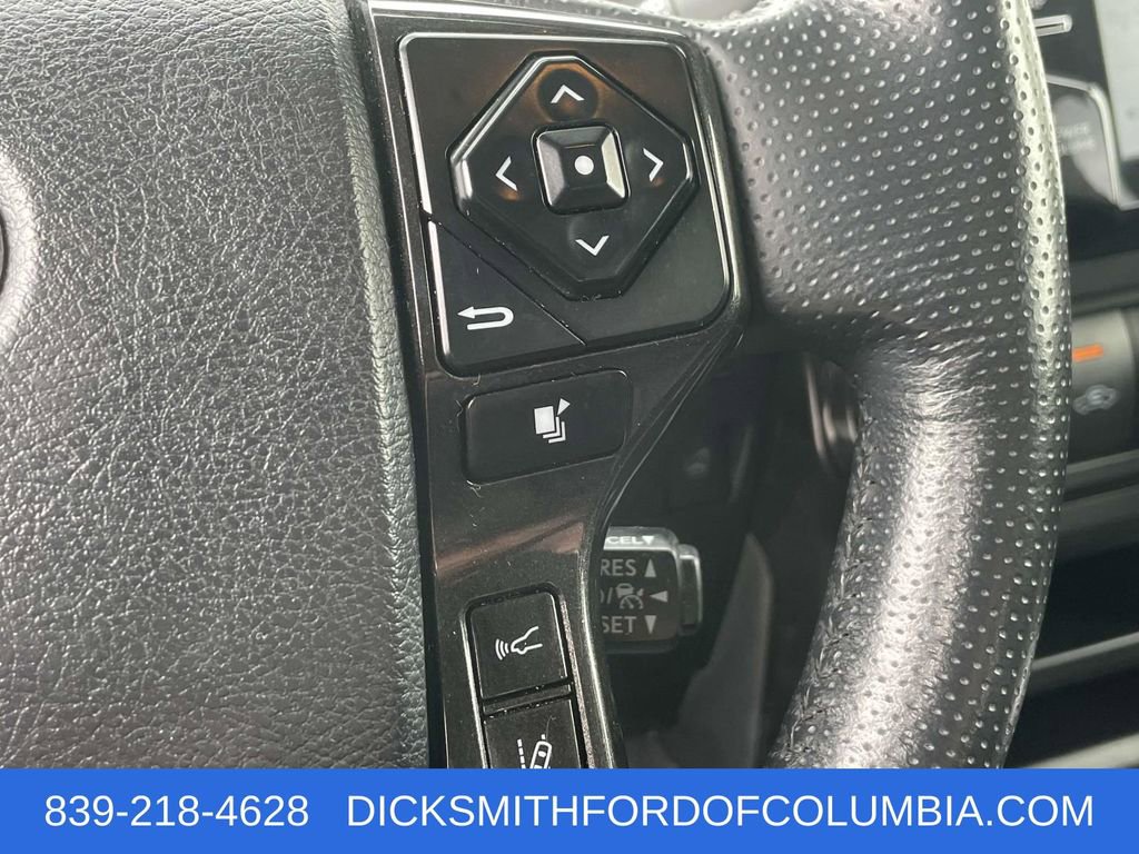 Used 2024 Toyota 4Runner TRD Off-Road Premium image 21