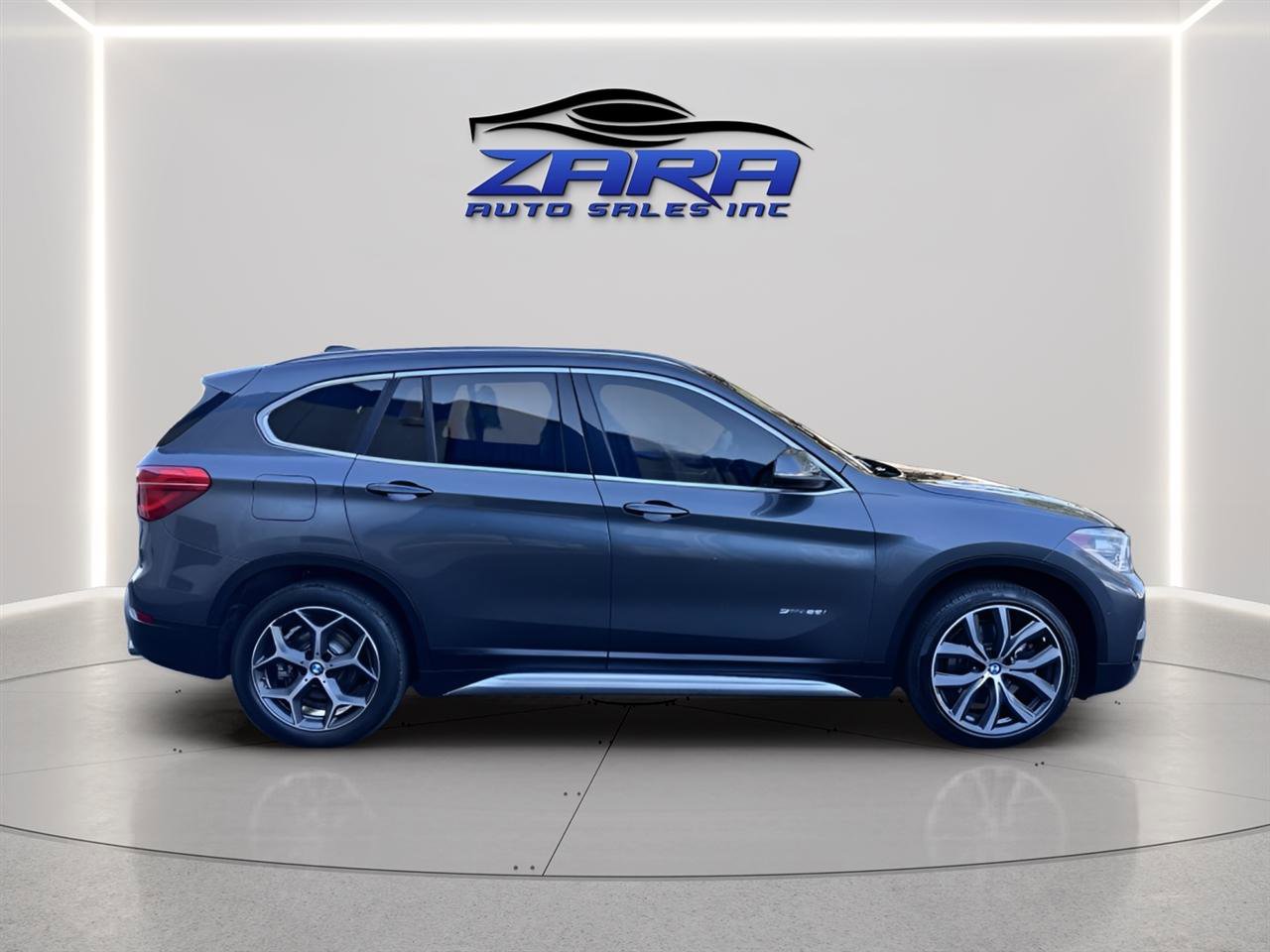 Used 2017 BMW X1 sDrive28i FWD image 7