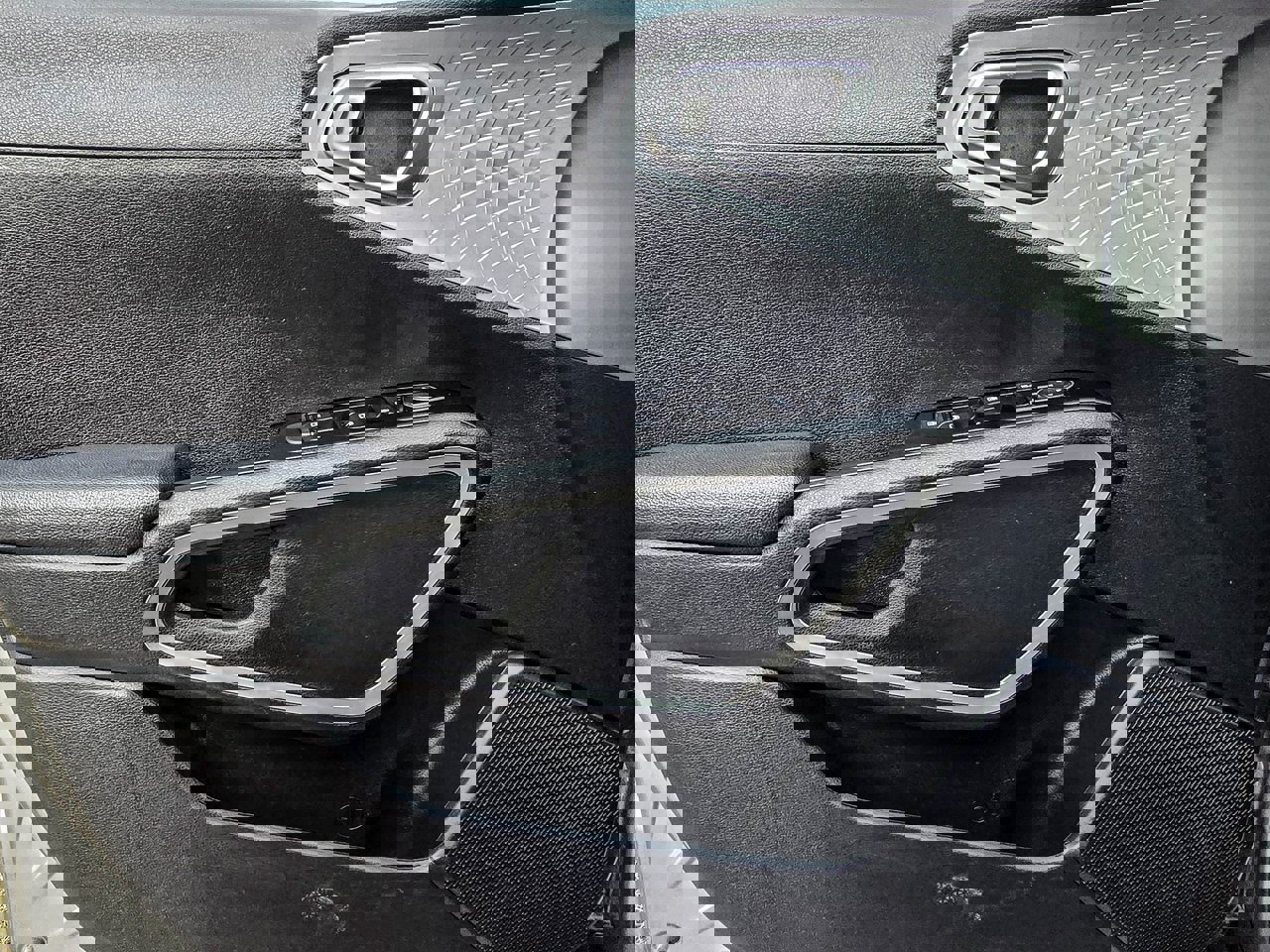 Used 2024 Kia Soul LX w/ Option Group 015 image 12