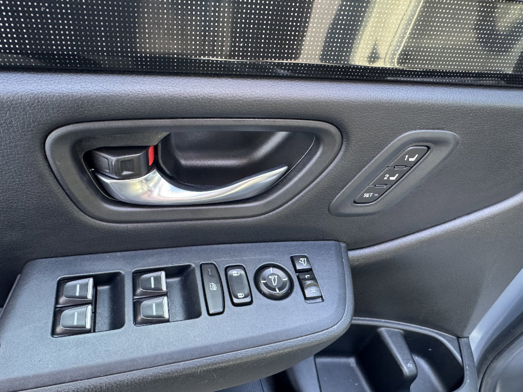 Used 2023 Honda Pilot Elite image 16