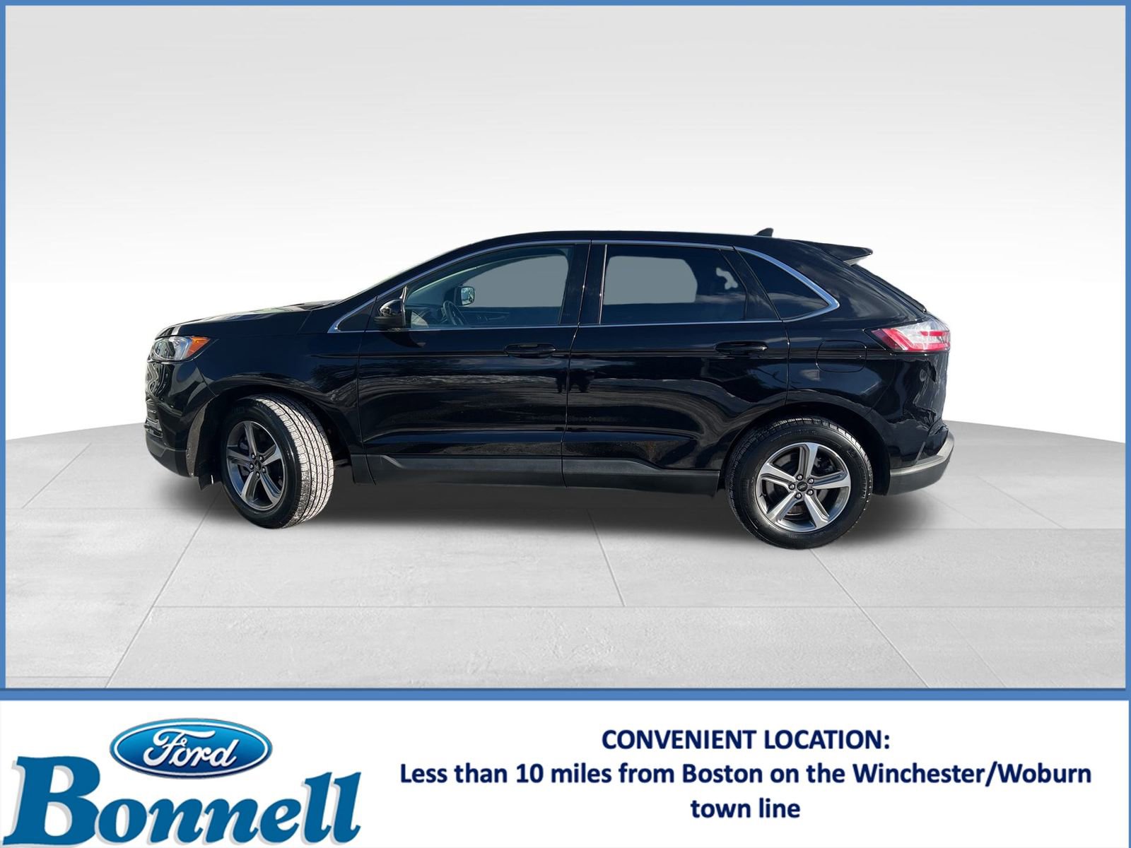 Used 2024 Ford Edge SEL w/ Convenience Package image 2