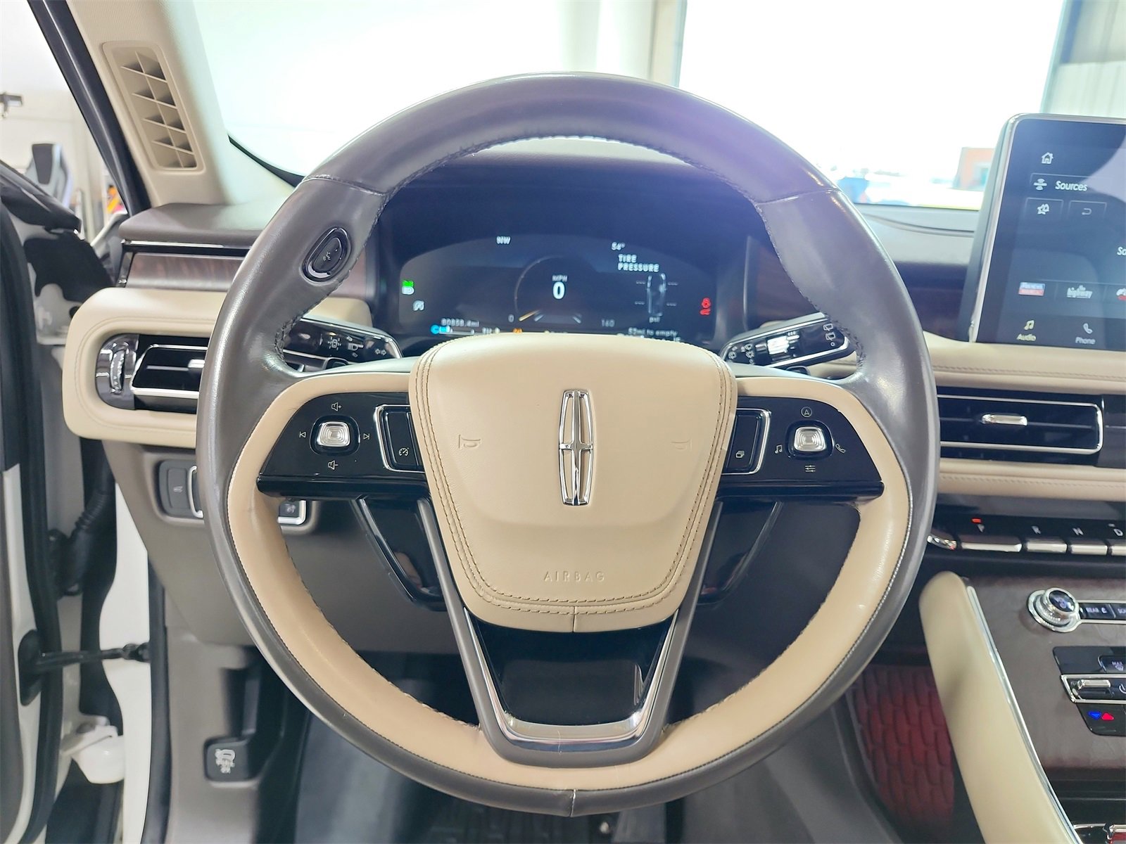 Used 2020 Lincoln Aviator Reserve image 22